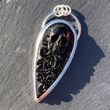 Load image into Gallery viewer, Carved Skull Pendant
