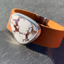 Load image into Gallery viewer, Wild Horse Magnesite Bracelet
